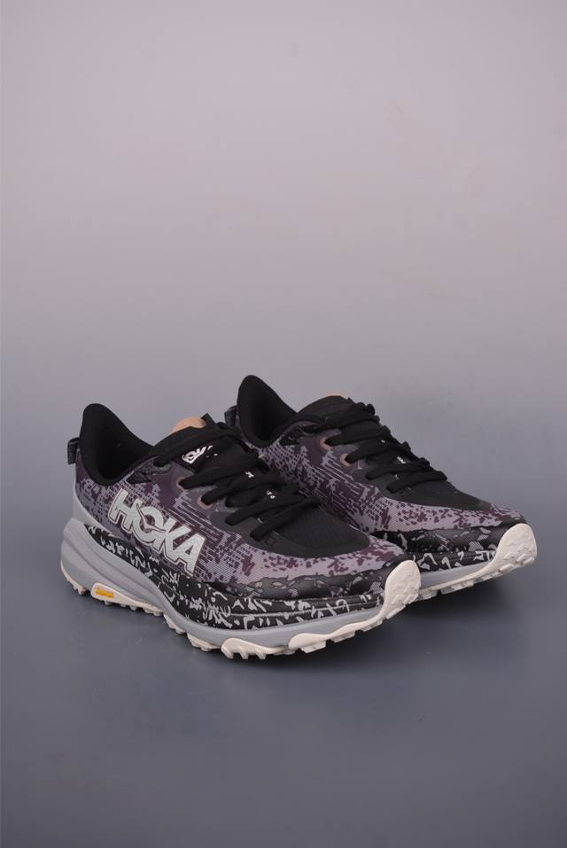 Hoka One One M Speedgoat 6 低帮专业越野跑步鞋 实拍首发 相较于前几代Mafate包裹感更好 跟Speedgoat 快速羚羊 系列比起