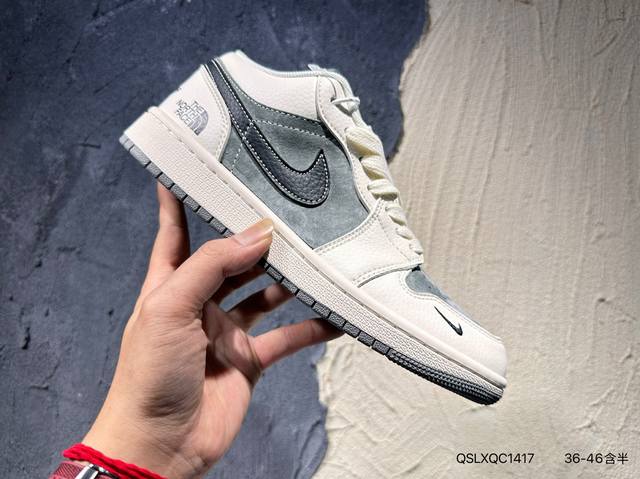乔丹 Air Jordanaj1 Aj1 乔丹1代 乔1 乔1低帮系列Air Jordan 1 Low 货号：Xx2421-021 乔1低帮北面米灰 码数：36