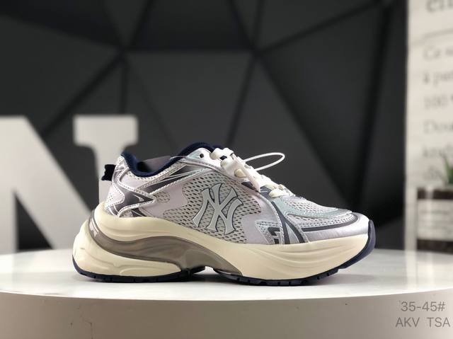 公司级带半码Ny美国榄球洋基队 X Mlb Chunky Runner Basic 厚底老爹厚底休闲运动慢跑鞋采用优质轻量克重纤维移膜皮革及透气网面鞋面材质全新