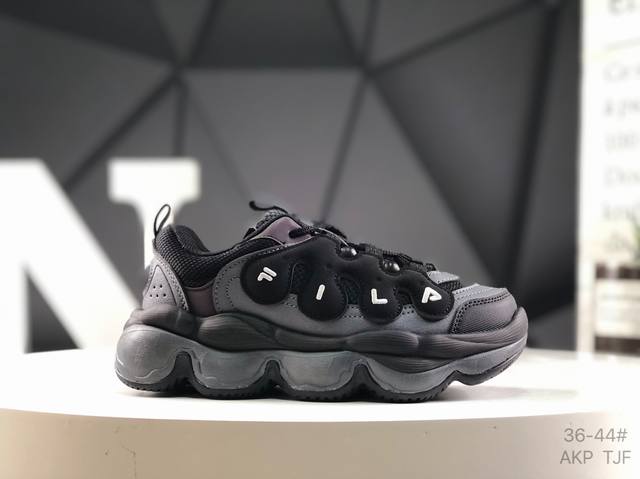 Fila 斐乐 Pease 豌豆鞋 时尚舒适百搭 防滑耐磨 低帮生活休闲鞋 鞋面设计理念源自于历史篮球鞋款 Smash 从其复古鞋面提炼元素 结合板鞋鞋底做现代