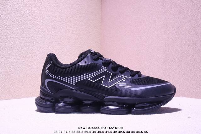 公司级新百伦 New Balance Nb U 0Ea 运动跑步鞋。此复刻经典鞋款，加入当下大热的户外元素，以曾经篮球鞋款型式样加以打造鞋款造型。编织鞋带以及加