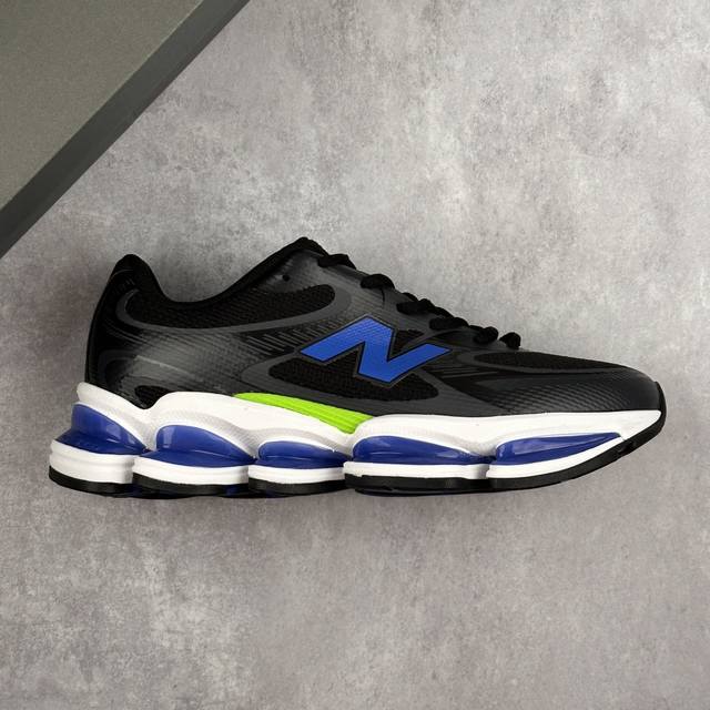 本地 核心私 New Balance 新百伦 Nb 0 网面休闲鞋 复古还要机能，Nb官方重磅新品。一款融合复古设计与现代科技的跑鞋，以其经典的造型和舒适脚感，