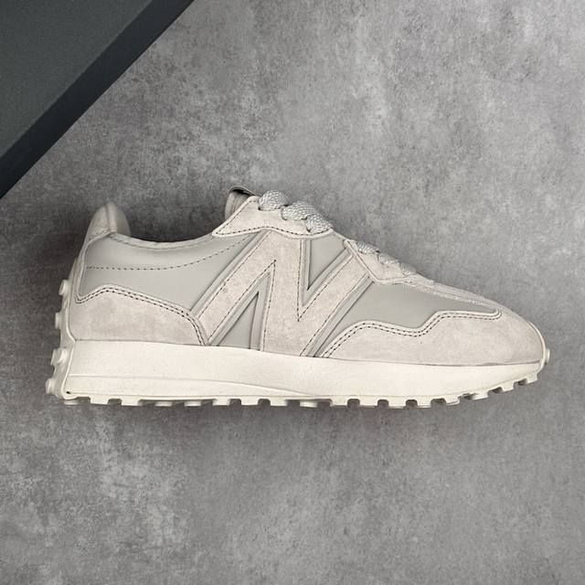 本地 核心私 Nb新百伦New Balance Ms327系列低帮复古休闲运动慢跑鞋 全新 New Balance 327 系列，以更纯粹的复古风格设计打造的全