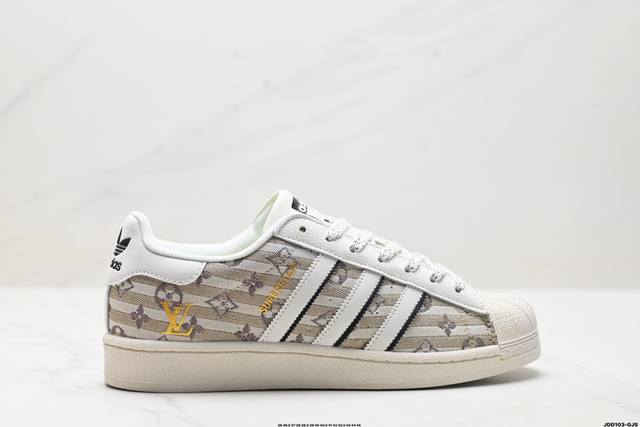 真标Adidas Originals Superstar 阿迪达斯 三叶草 贝壳头’Diy’系列低帮经典百搭休闲运动板鞋 货号:Bz2532 尺码:36 36.