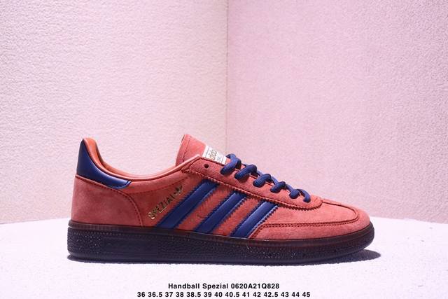 Adidas Handball Spezial 公司级 阿迪达斯经典款 复古休闲板鞋 #全鞋采用反毛皮制作 牛筋耐磨大底 承载青春情怀的板鞋 经典三条杠装饰鞋侧