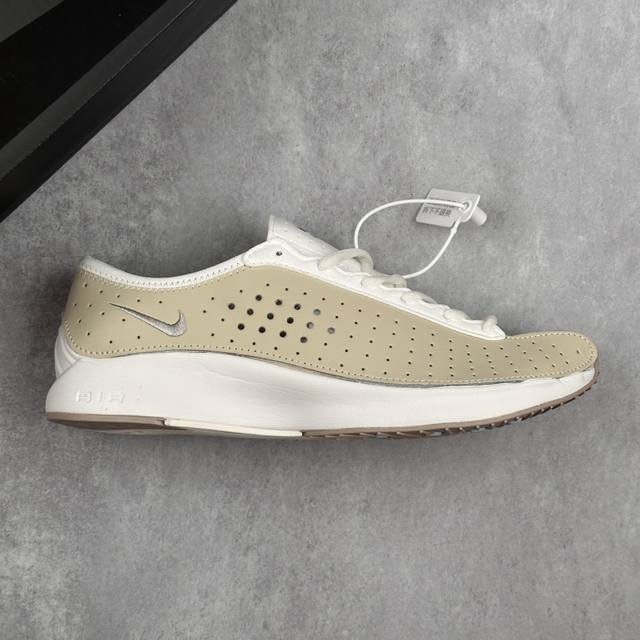 本地 核心私 公司级Nike Air Superfly耐克2025新款减震复古跑鞋 穿孔设计不仅增添了细节，还提高了透气性，确保佩戴者全天舒适。 该鞋采用泡沫中