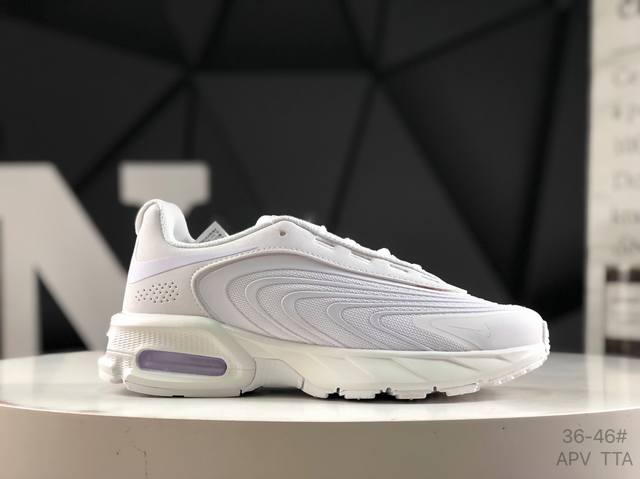 耐克 Nike Air Max Fire 后掌气垫 缓震运动跑鞋 Dn8的核心亮点在于其八腔气垫结构 根据不同部位设定的气压值专为行走设计提供卓越的舒适感 鞋面