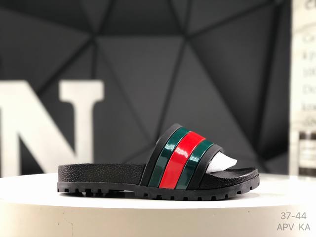 真标Gucci古驰 Pursuit Web 百搭 织带装饰 一字 拖鞋 尺码:37-44 Apv Ka