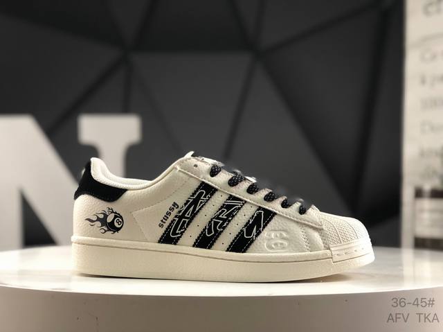 阿迪达斯 Adidas Originals Gazelle Indoor 贝壳头 三叶草休闲防滑耐磨低帮板鞋 鞋头出色设计 塑就出众贴合感 稳固的后跟贴合足部曲