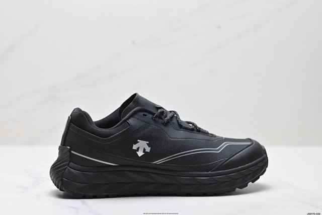 公司级迪桑特Descente Terrain D 舒适 防滑耐磨 低帮 生活休闲鞋 货号:Sq323Lcr92 尺码:36 36.5 37.5 38 38.5