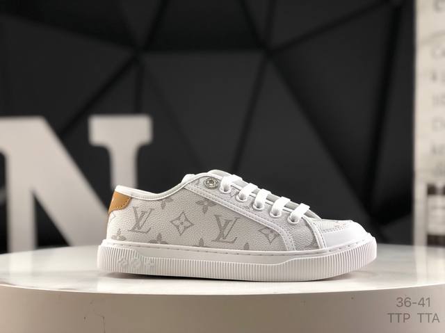 Lv 路易威登 Louis Vuitton Trainer Sneaker Low休闲运动文化百搭板鞋 尺码：如图所示 Ttp Tta