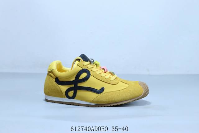Loewe 罗意威 Ballet Runner 小牛皮 圆头系带低帮华夫系列 生活休闲运功跑鞋 612740Adoeo 35-40