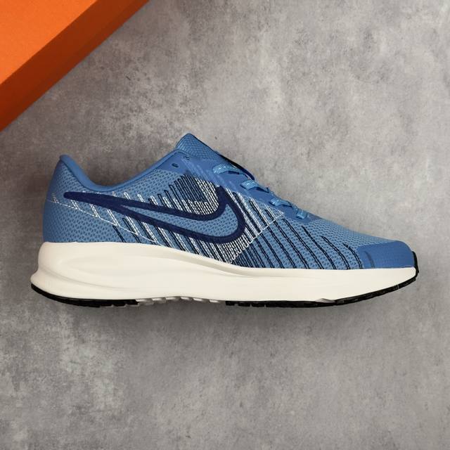 本地 核心私 耐克Nike React Vision 缓震保护编织透气休闲运动跑步鞋 目前合综性能最强的跑鞋之一 ，缓震方面搭载全了掌React科技 ：兼柔具软