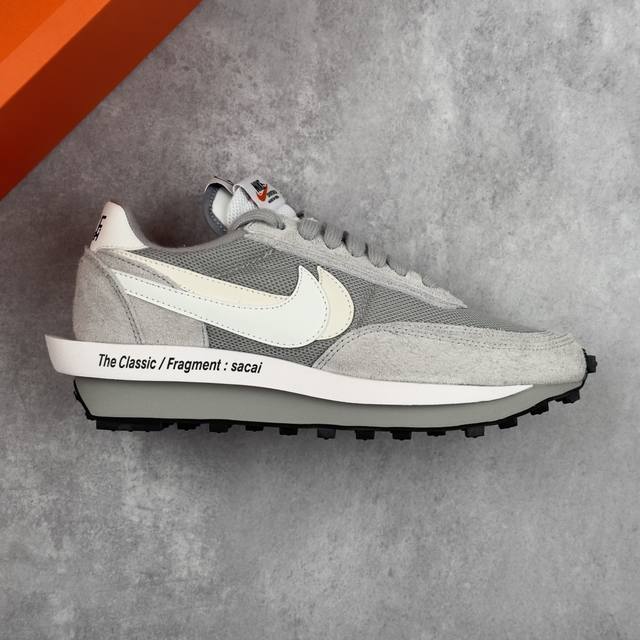 本地 核心私 公司级Sacai X Nike Ldwaffle 华夫1代 解构高端跑鞋 联名设计 双钩双鞋舌设计 遵循原版 正确一层外露 一层包边 原盒正确组合