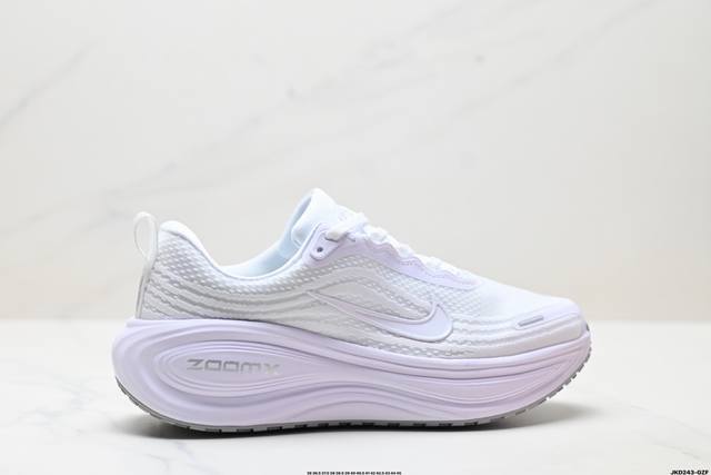 公司级Nike Vomero 18 Plus 耐克 舒适减震防滑 低帮跑步鞋 全掌Reactx泡绵中底 前掌和后跟还配备了Air Zoom气垫单元 据说跑起来更