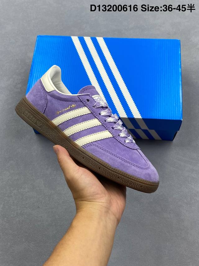 阿迪达斯Adidas Handball Spezial 阿迪达斯经典款 复古休闲板鞋 #全鞋采用反毛皮制作 牛筋耐磨大底 承载青春情怀的板鞋 经典三条杠装饰鞋侧