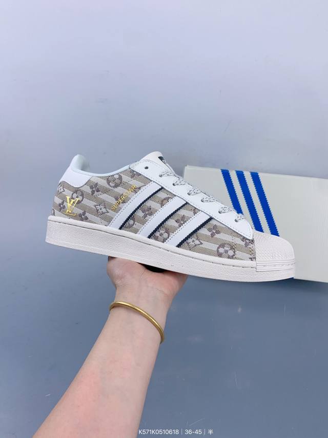 公司级阿迪达斯Adidas三叶草 Originals Superstar贝壳头系列低帮经典百搭休闲运动板鞋 Size：如图 编码：K57 510618