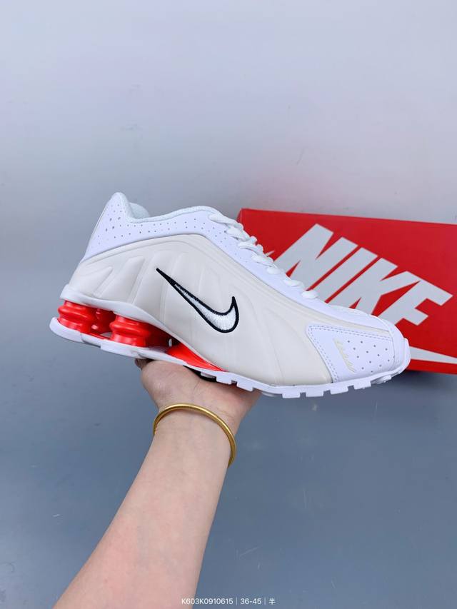 牙买加裔英国设计师 Martine Rose 今番再携去年与 Nike 合作推出联名鞋款 Nike Shox Mr4 全新配色回归。 Size：如图 编码：K6
