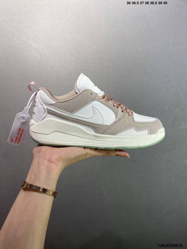 Nike Air Jordan Cmft Era 耐克 舒适简约百搭 耐磨 低帮 生活休闲鞋 货号:Hj6777- 尺码:36 36.5 37.5 38 38.