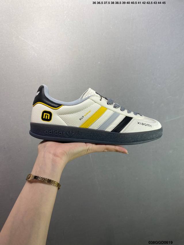 公司级 Ad Original Samba Og 复古经典轻便板鞋 口碑大厂出品 正确烫金高频细节 原装纳米超迁皮料 独家私模橡胶大底 原盒原配 这款桑巴鞋展示