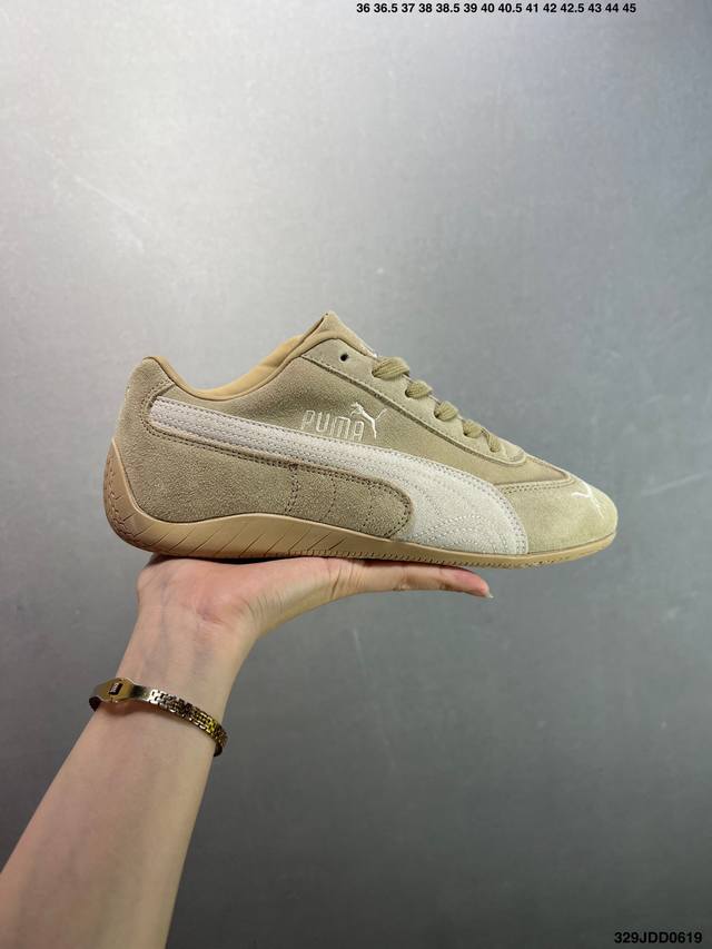 Puma Speedcet 棕褐色 彪马低帮复古运动休闲赛车跑鞋 以趣味十足又前卫复古的设计引领潮流，将赛道精神融入街头时尚，开启前卫竞速之旅。融入经典配色，主