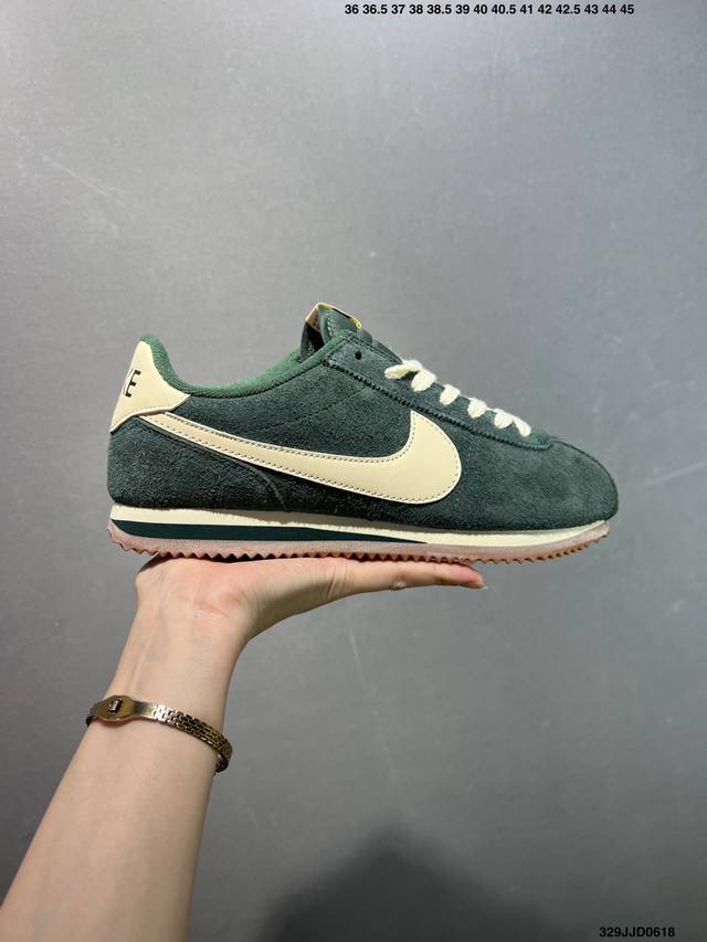 Nike Classic Cortez 耐克经典轻便舒适阿甘鞋休闲跑步鞋运动鞋 纯粹而执着的精神 使得Cortez种在了一代人的心里 无论是否喜欢它复古的鞋型