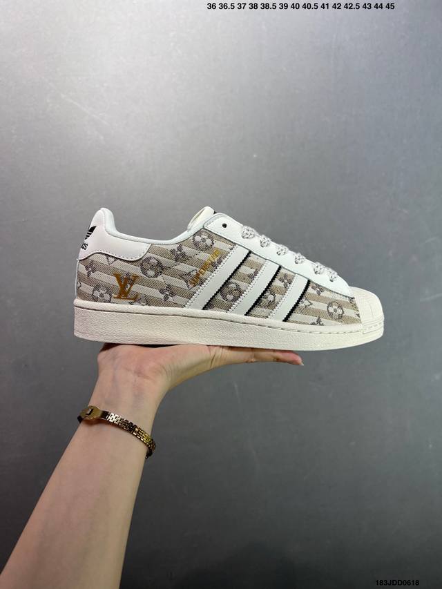 Ad Originals Superstar 联名 采用全新头层拼接皮革材质 后跟采用特色3D立体印字 渠道正品订单 诠释市场最高工艺水平 全鞋进口头层皮料打造
