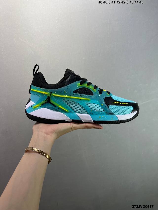 公司级耐克 Nike Jordan Heir Pf 男子篮球鞋 继承者一代运动鞋。今年 神秘感十足 的 Jordan 新鞋！又曝光了新配色！标志性的鞋身框架与皮