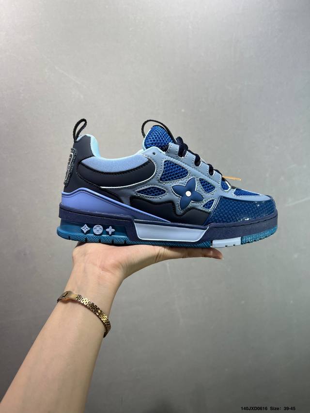 路易威登 Louis Vuitton Lv路易威登板鞋 新款 Lv Trainer最新配色运动鞋 L家 篮球鞋风格运动鞋 该鞋由艺术总监 Virgil Ablo