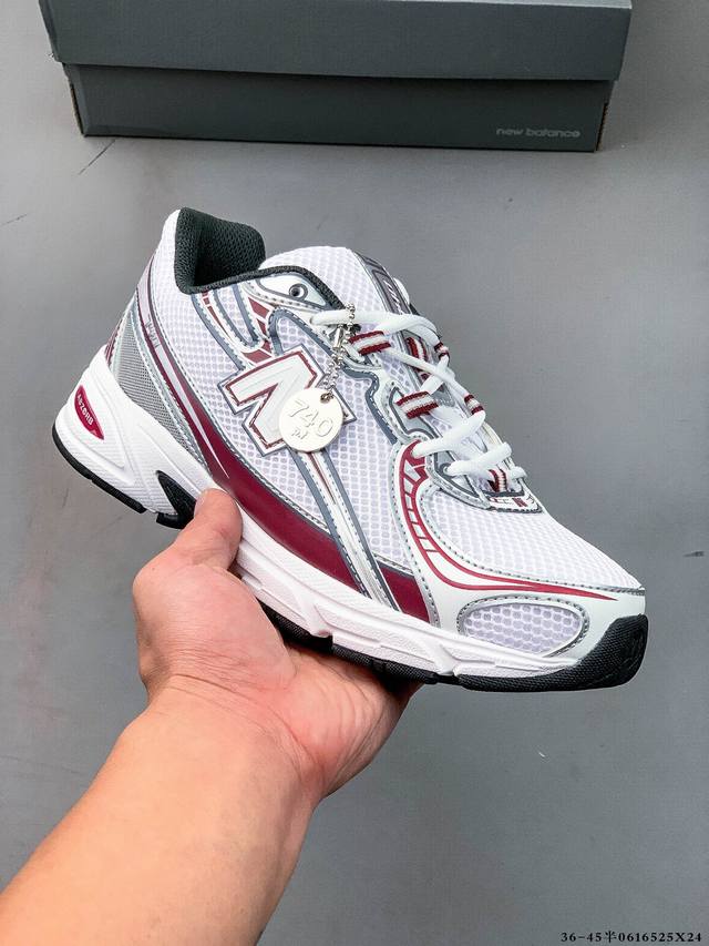 New Balance Nb740 英产 轻便复古休闲运动跑步鞋 全鞋身以网格布作为基地，在细节部分以皮革作为辅助添加，流线感很强。外形和New Balace