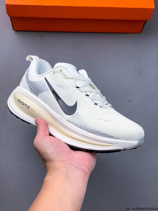 Nike Air Zoom Vomero 18 缓震透气休闲慢跑鞋 新版Vomero结合全新Zoomx和Reactx泡绵 提供双重缓震效果 铸就非凡迈步体验 0