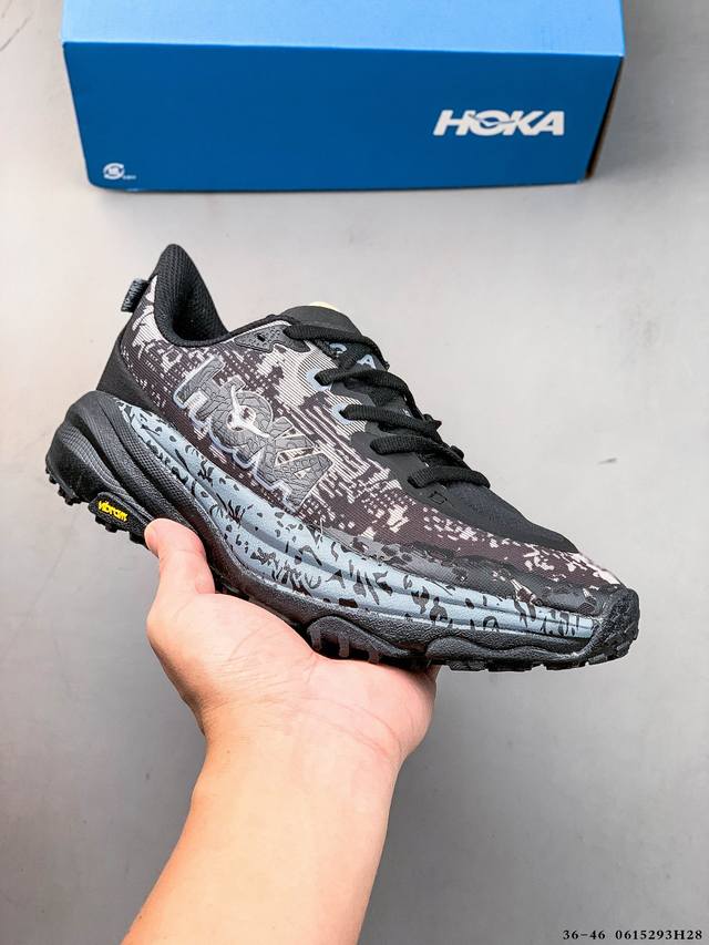 集图 Hoka One One Speedgoat 6 户外越野跑步鞋 飞速羚羊 6 系列 新一代工程网纱鞋面 在确保鞋面稳定性的同时减少了固定胶条的使用 鞋面