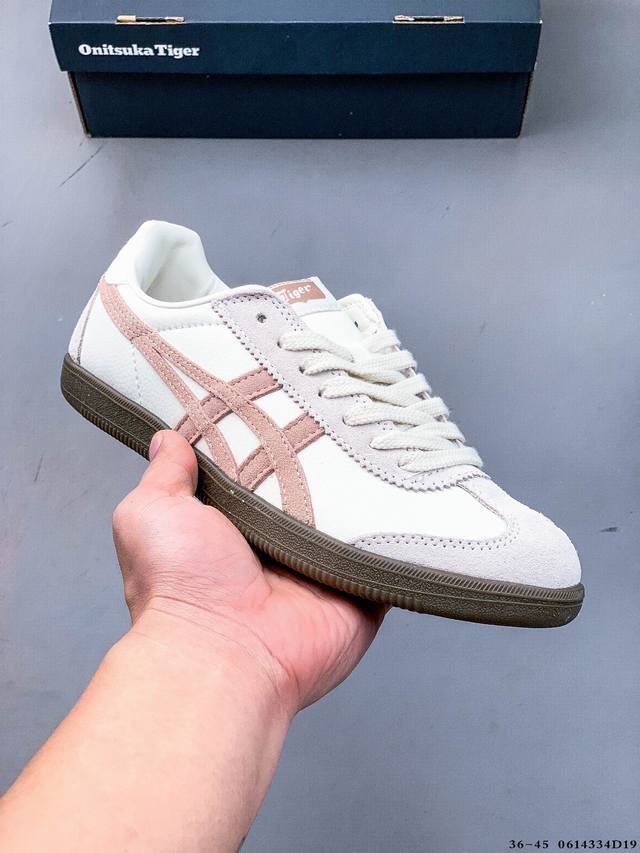 Asics 亚瑟士 Tokuten低帮橡胶鞋底休闲板鞋 0614334D19