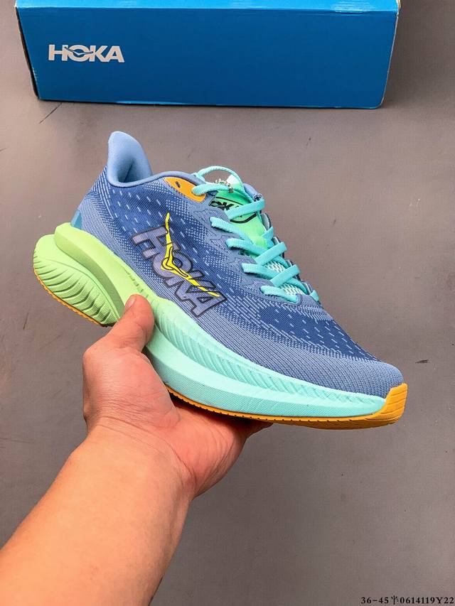 Hoka Mach 6 马赫6 新一代极限轻量竞速跑鞋 Hoka全新Mach 6回弹训练与推进感提升，布局更好速度操控的灵巧性，将日常大众化，亦适合出赛穿着。M