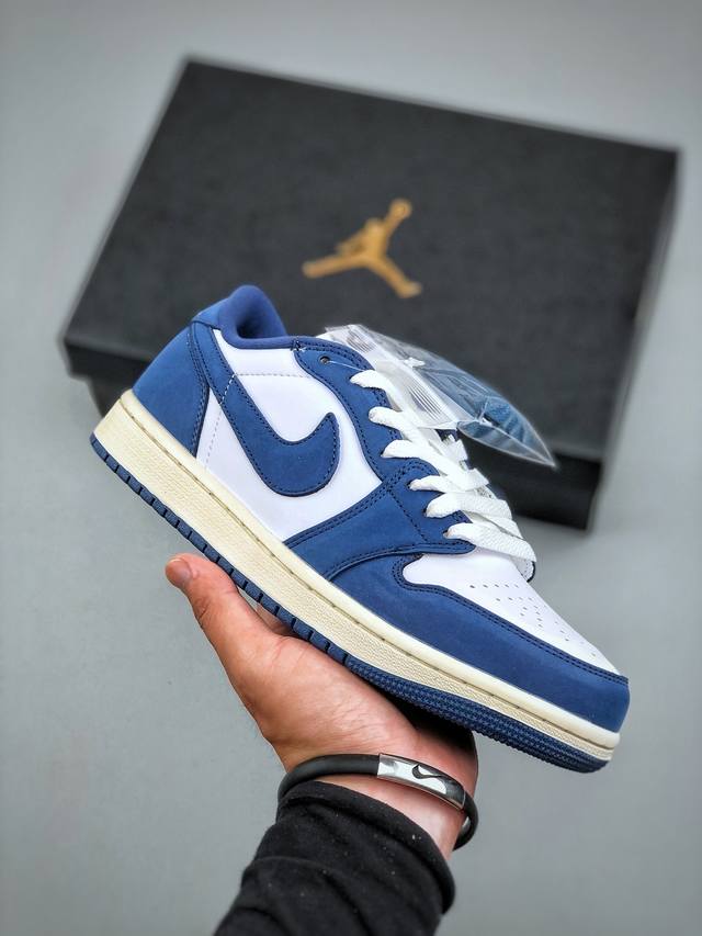 Air Jordan 1 Low Aj1 乔1 白蓝色 低帮文化休闲板鞋 Hq6998 104 尺码：36 36.5 37.5 38 38.5 39 40 40