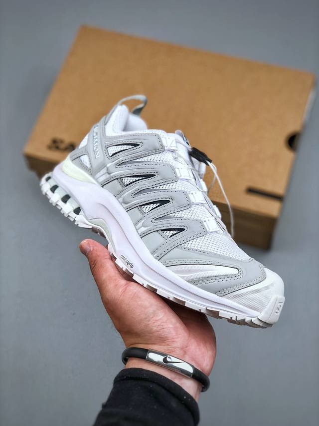 纯原 Salomon Xa Pro 3D萨洛蒙户外越野跑鞋 鞋面采用Sensifit贴合技术 全方位贴合包裹脚型 鞋跟部鞋底牵引设计 提供强大的抓地性能 更适应