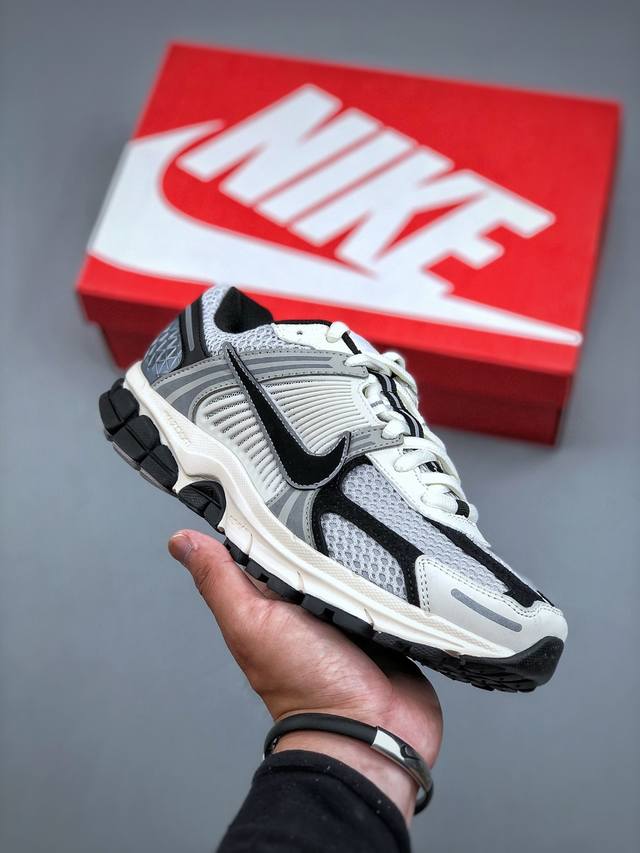 纯原 Nike Air Zoom Vomero 5 经典复古潮流运动跑鞋 Hq1182-001 原装纸板楦头开发 独家私模八层组合大底 市场唯一正确版本 进口三