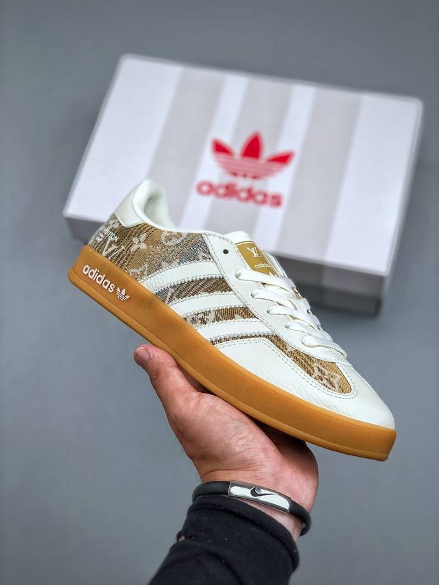 Adidas Originals Samba Og ‘Diy’桑巴舞系列 阿迪达斯 三叶草绅士德训足球风百搭低帮休闲运动板鞋原装头层材料 用料绝不含糊 独家版型