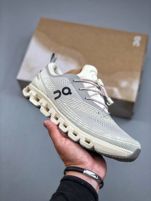 On昂跑 全新综合体能训练运动鞋Cloud X Z5舒适乐趣跑，缓震、轻量 On昂跑 Cloudsurfer上演中底“变形计” ，打破传统格局缔造柔软脚感。 O