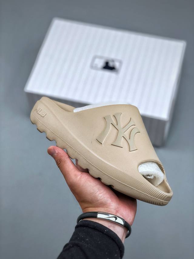 New York Yankees X S X Mlb Skipper Slide 队长系列夏季沙滩百搭潮流厚底松糕休闲运动一字拖鞋“米黄Ny”3Alps0153