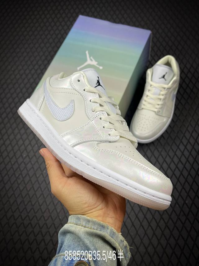 B 公司级Air Jordan 1 Low Aj1低帮系列篮球鞋 官方同步配色 原装级产物 #拒绝公底 立体鞋型 细节完美 高清洁度 购置公司同步原材料 原汁原