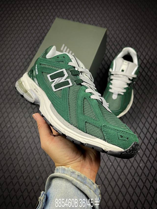 B 公司级New Balance M1906系列复古单品宝藏老爹鞋款 公司级版本复古元素叠加 质感超级棒 楦版型材料细节做工精细 作为Nb最经典的档案鞋型之一