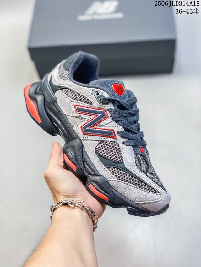 新百伦New Balance Nb9060 联名款 复古休闲运动慢跑鞋 U9060Jbo 鞋款灵感源自设计师本人对夏日的怀日回忆。鞋面大身由空间双格及磨砂鞋面拼