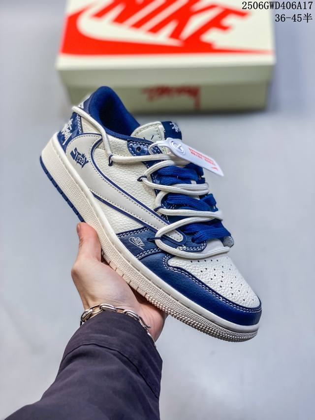 海外爆款限量发售！Travis Scott X Fragment Design X Jordan Air Jordan 1 Low Og Sp “斯图西联名 蓝
