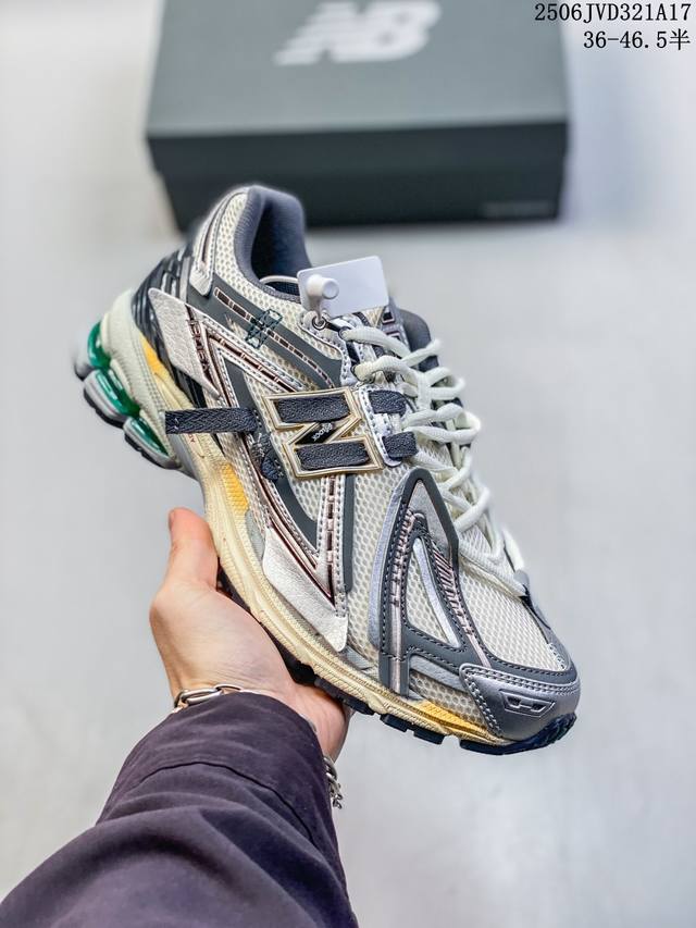 New Balance M1906系列 复古单品宝藏老爹鞋款 纯原版本 复古元素叠加 质感超级棒 楦版型材料细节做工精细 作为Nb最经典的档案鞋型之一 与 2一