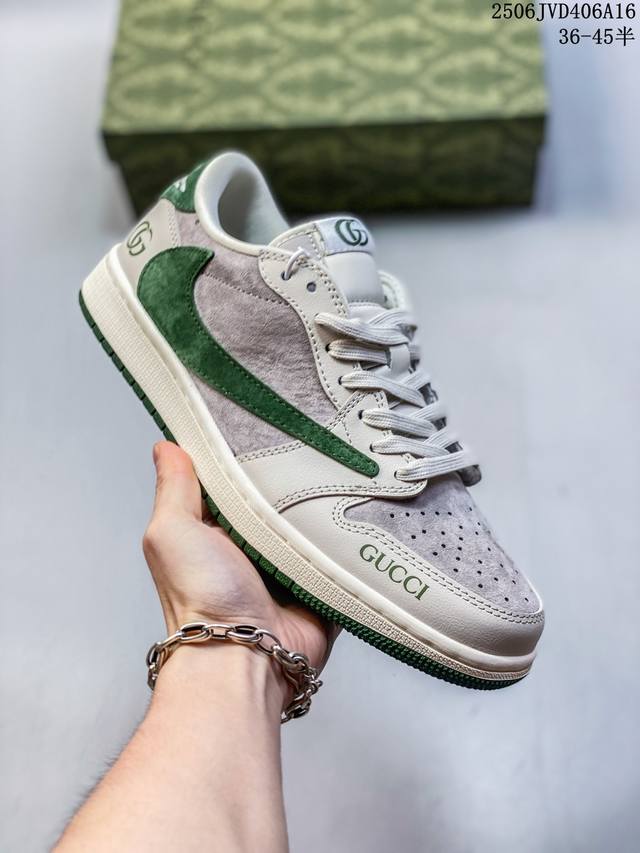 海外爆款限量发售！公司级 Travis Scott X Fragment Design X Jordan Air Jordan 1 Low Og Sp 古驰联名