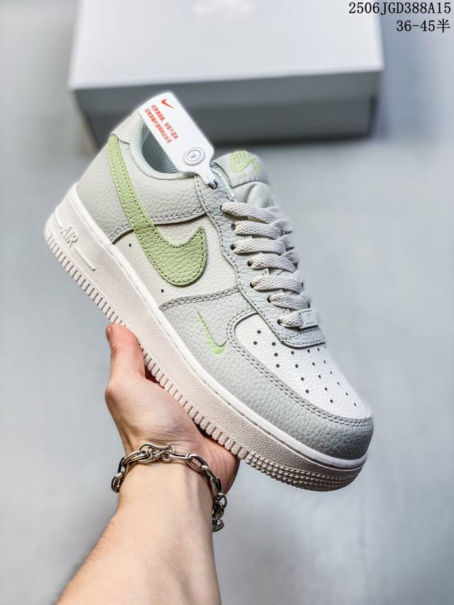 公司级带半码 Nike Air Force 1 ‘07 Low 空军一号 低帮 运动鞋 休闲鞋 折边针车 工艺难度大 原楦头原纸板 原装鞋盒 定制五金配件 内置