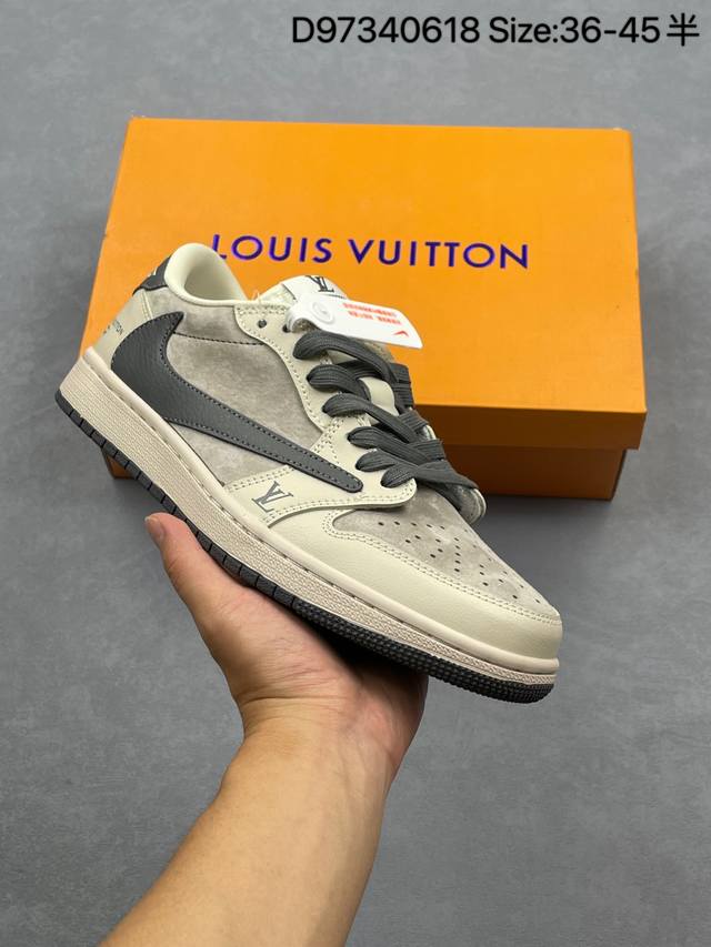 耐克Nike Dunk Low 板鞋 Sb系列经典百搭休闲运动板鞋加厚鞋舌的填充，使舒适性大大提升，同时也更方便穿脱中底部分则加入了脚感柔软舒适Zoomair气