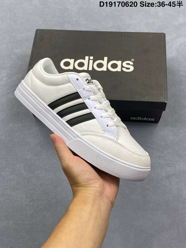 新品 Adidas 阿迪达斯As Set Mule 经典休闲帆布板鞋 懒人一字蹬运动鞋，这款Adidas采用套入式结构和无后跟设计，力求让舒适感更上一层楼。脚感