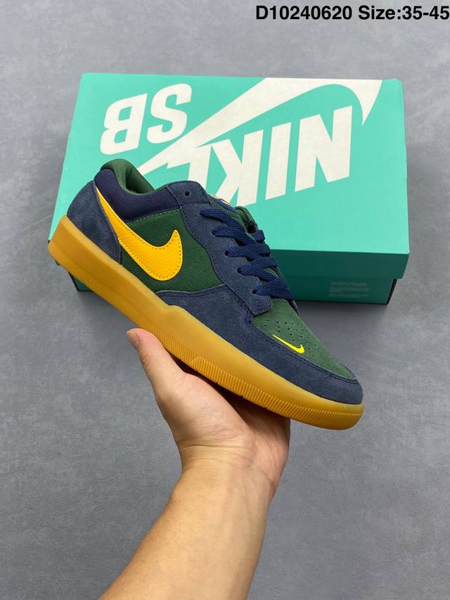 公司级 耐克Nike Sb Force 58 运动滑板鞋。这是一款将前沿创新带入街头的单品，它具有硫化杯底，具有出色的耐用性和灵活性。使用柔软皮革织物拼接，在饰